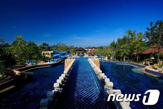 본문 이미지 - 옥외 수영장. 센타라 호텔 제공.ⓒ News1