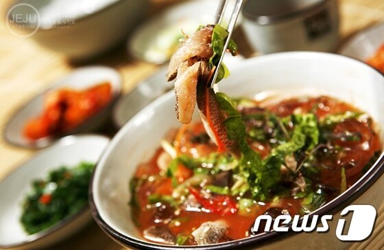 본문 이미지 - 자리물회. (제주도 제공) ⓒ News1