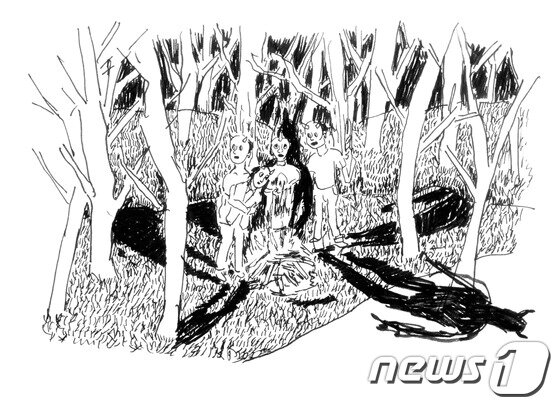 본문 이미지 - 우정수, 도깨비들의 숲, 12 x 21 cm, pen on paper, 2011 (서울시립미술관 제공) ⓒ News1