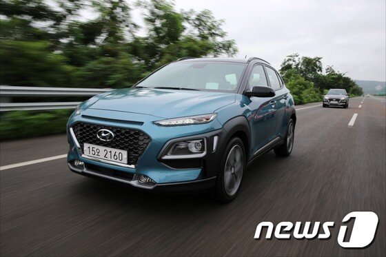 본문 이미지 - 현대차 '코나' 도로 주행사진ⓒ News1