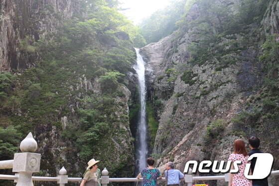 본문 이미지 - 충북 영동군 심천면 옥계폭포  /ⓒ News1 김기준 기자