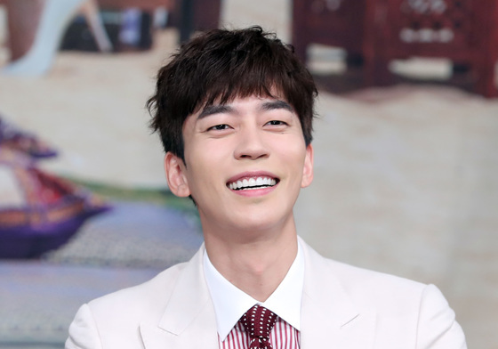 EMK대표 "장영실에게 충격받고 올인"…'한복남' 제작 뒷이야기(종합)