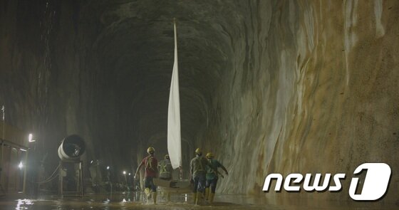 본문 이미지 - Kukje Gallery_Charles Lim_Sea State (국제갤러리 제공) ⓒ News1