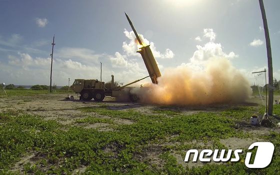 미 국방부의 사드(THAAD) 요격시험. © AFP=뉴스1
