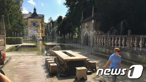 본문 이미지 - 헬브룬 매직트릭ⓒ News1