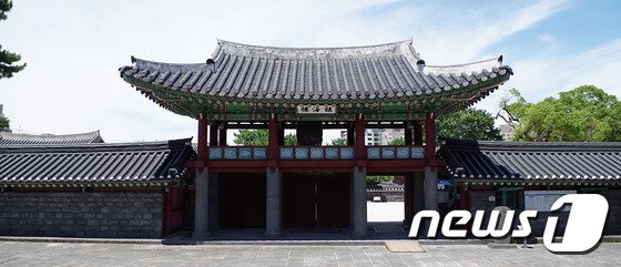 본문 이미지 - 제주목 관아.(제주관광공사 홈페이지 갈무리)ⓒ News1