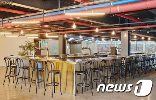 본문 이미지 - 제주맥주 테이스팅 랩 전경. ⓒ News1