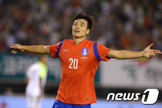 본문 이미지 - 두팔을 벌린 채 포효하던 이 세리머니를 다시 대표팀에서 볼 수 있을까. ⓒ News1