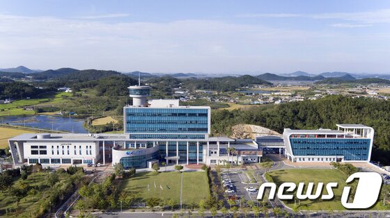 본문 이미지 - 신안군청 전경.&#40;재판매 및 DB금지&#41;/뉴스1DB