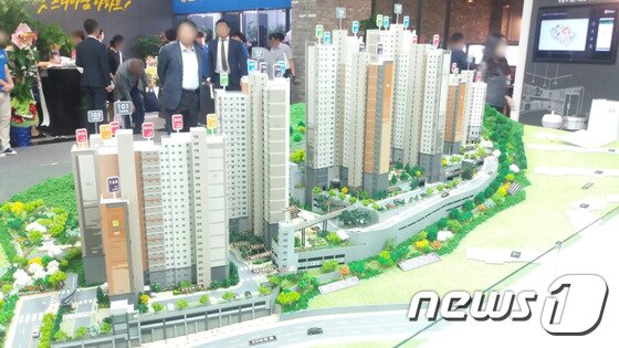 본문 이미지 - 초월역 모아미래도 파크힐스 모델하우스 내부 모습ⓒ News1