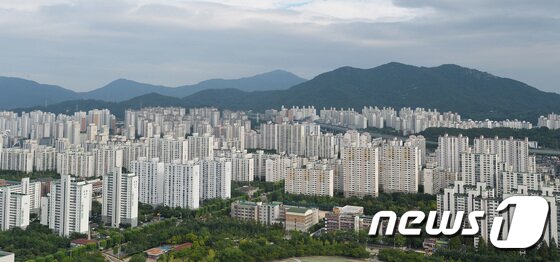 경기 안양시 평촌 아파트 단지들. /뉴스1 ⓒ News1 이재명 기자