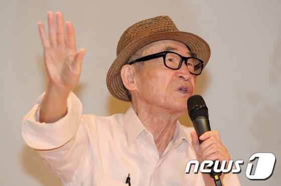 본문 이미지 - 고은 시인 ⓒ News1 문요한 기자