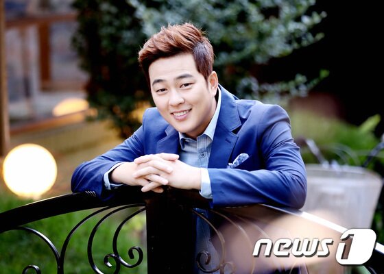 본문 이미지 - 2017.09.15. 삼청동 카페, 드라마 '언니는 살아있다' 박광현 인터뷰. ⓒ News1 권현진 기자