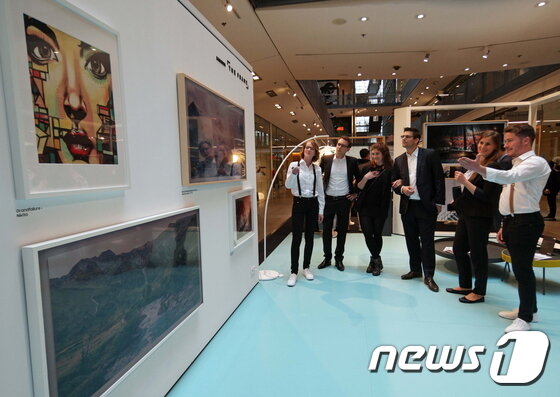 본문 이미지 - 삼성전자의 '더프레임 TV'. (삼성전자 제공)ⓒ News1