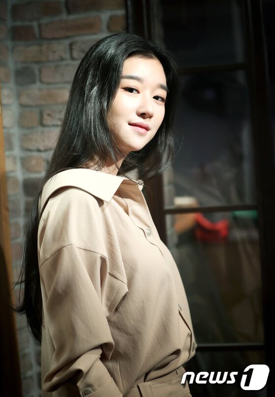 본문 이미지 - 2017.9.28.신사동 가로수길 근 카페. tvN 드라마 '구해줘' 서예지 인터뷰 ⓒ News1 권현진 기자