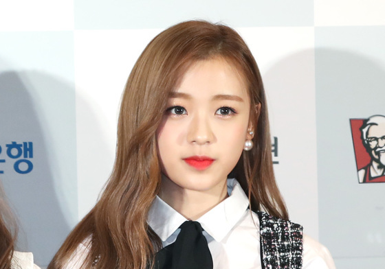 에이프릴 출신 이진솔, 모덴베리코리아와 전속계약 "전폭 지원"