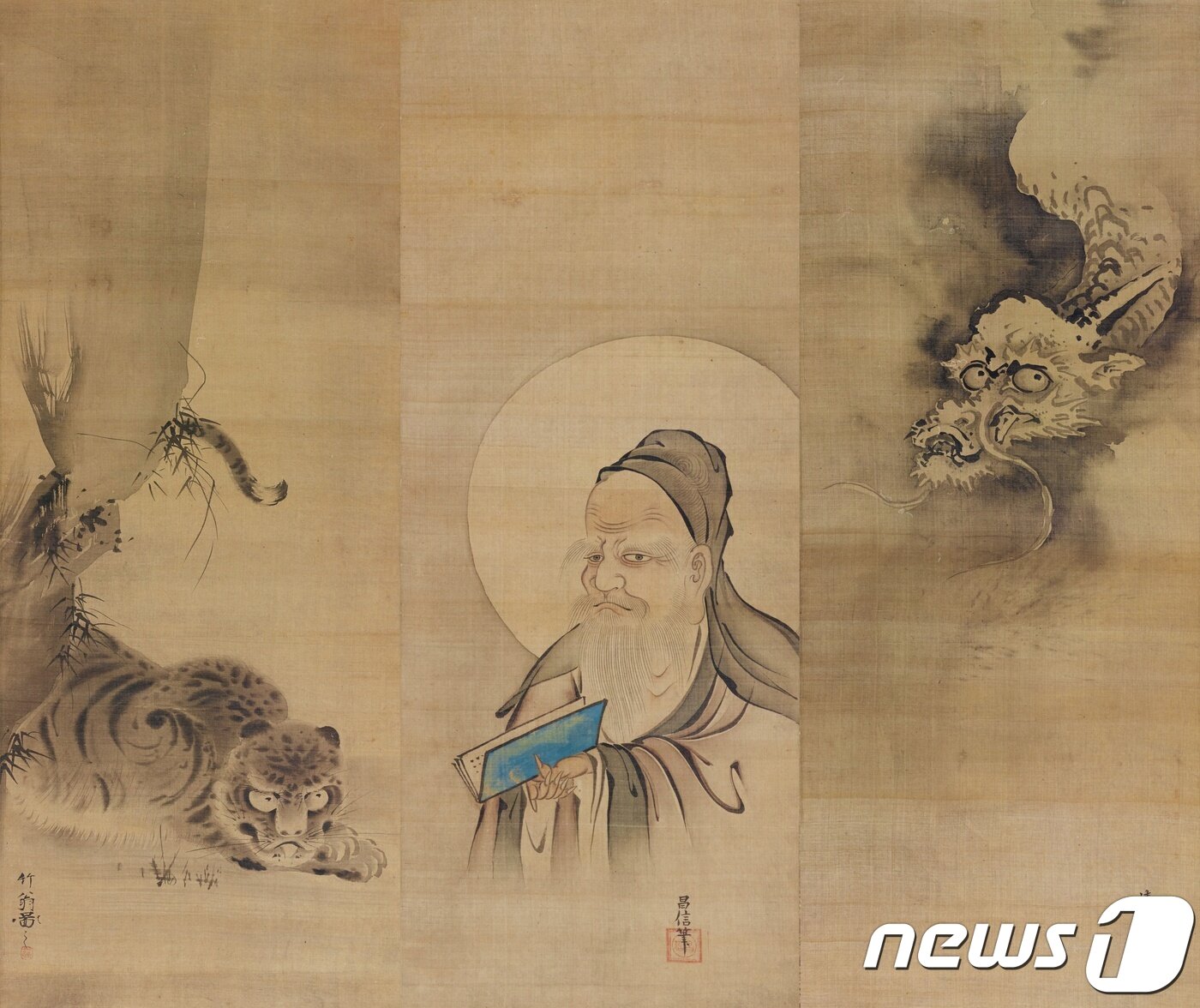 본문 이미지 - '유마‧용호도'(維摩‧龍虎圖)>, 가노 마사노부(狩野昌信, 1621~1688), 가노 기요노부(狩野淸信, 1627~1703), 가쓰타 지쿠오(勝田竹翁, 17세기 활동), 에도시대, 17세기, 비단에 채색, 83.3&times;32.7cm, 도쿄국립박물관 소장 ⓒ News1