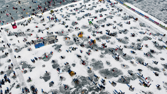 '인제 빙어축제' 결빙 안돼 결국 무산…"사계절 관광으로 방향 전환"