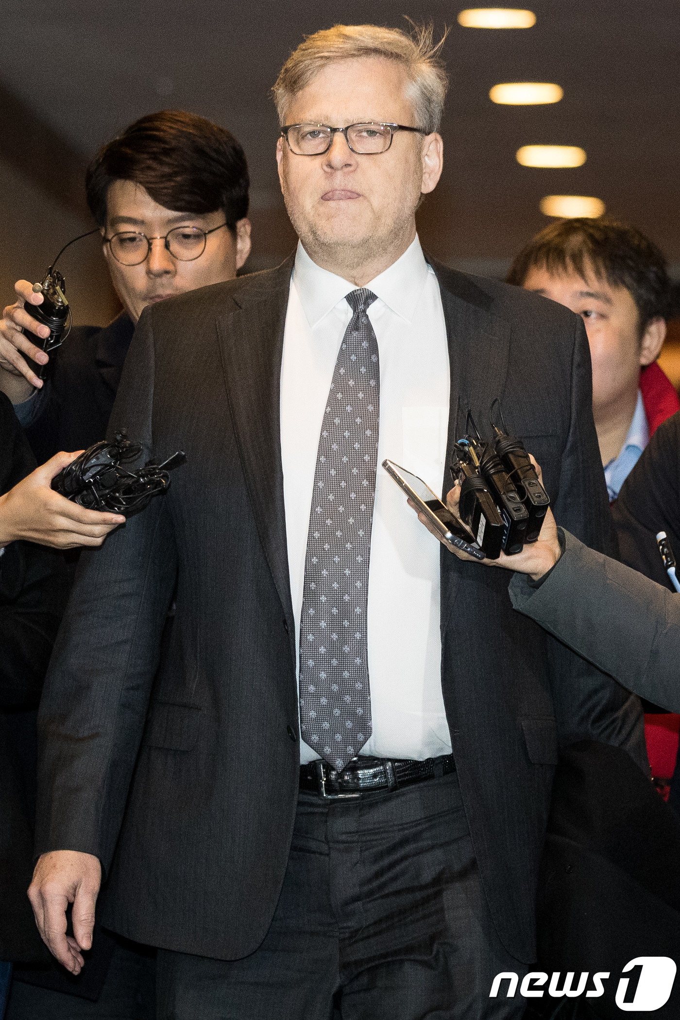 (서울=뉴스1) 유승관 기자 = 마이클 비먼 미국 무역대표부(USTR) 대표보가 31일 서울 중구 롯데호텔에서 열린 제2차 한미 자유무역협정(FTA) 개정 협상에 참석하고 있다.이 …