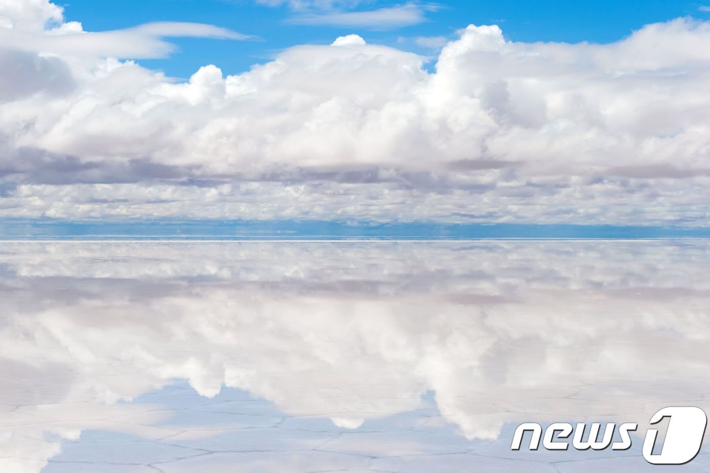 본문 이미지 - 볼리비아 우유니 소금 사막ⓒ News1