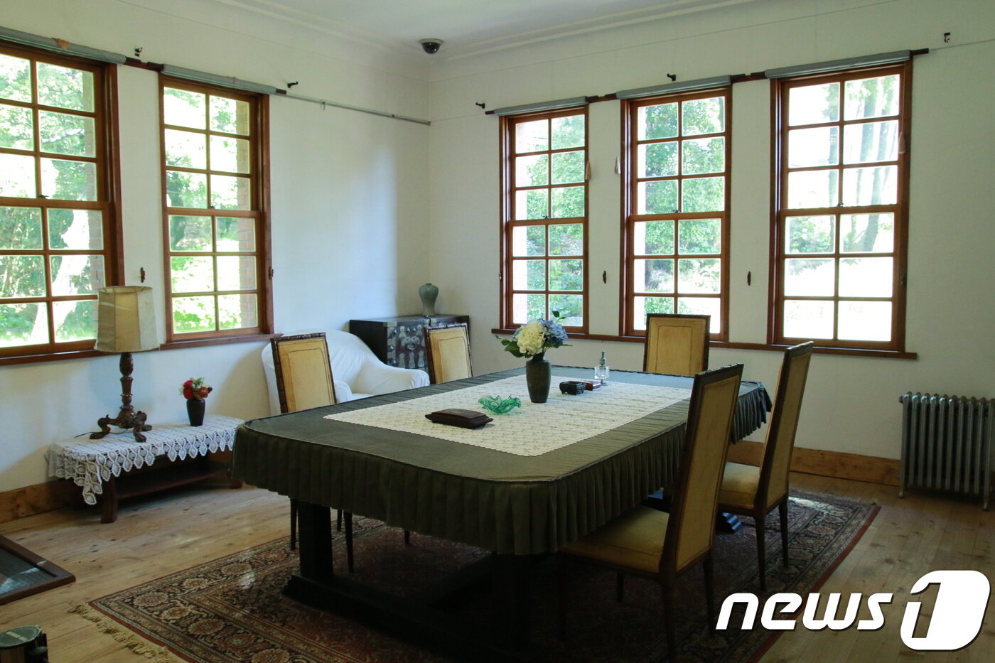 본문 이미지 - 응접실ⓒ News1 윤슬빈 기자