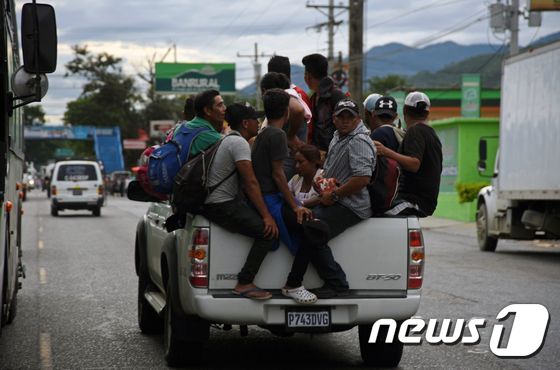 [사진] \'아메리칸 드림\' 향해 가는 온두라스 이민행렬