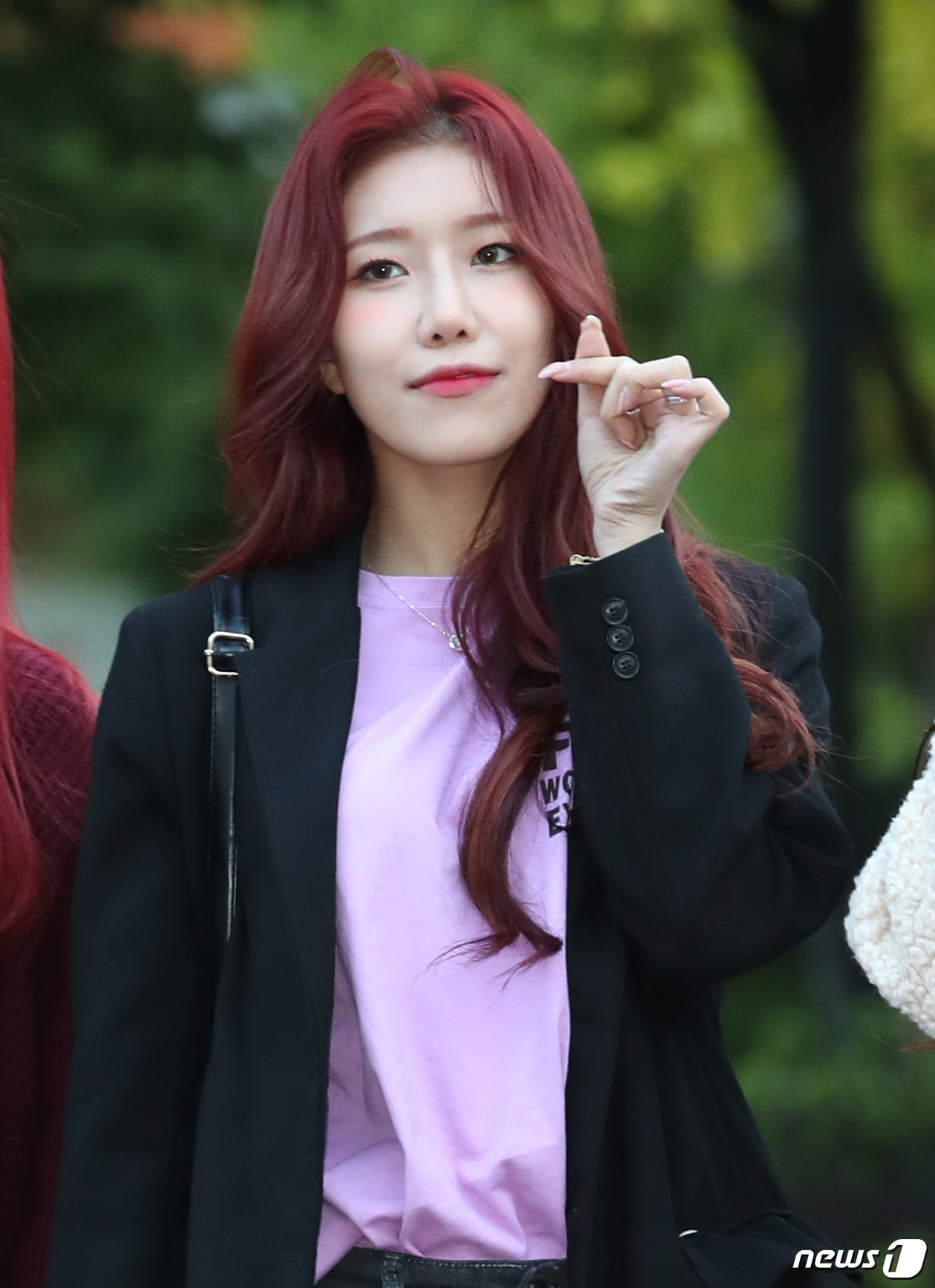 (서울=뉴스1) 권현진 기자 = 우주소녀 다원이 19일 오전 서울 여의도 KBS 신관 공개홀에서 열린 KBS2 '뮤직뱅크'(뮤뱅) 리허설에 참석하고 있다. 2018.10.19/뉴스 …