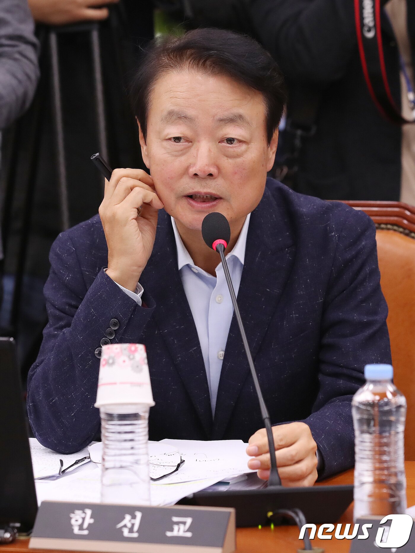 본문 이미지 - 한선교 자유한국당 의원이 23일 오후 서울 여의도 국회에서 열린 문화체육관광위원회의 대한체육회, 국민체육진흥공단, 한국체육산업개발(주), 태권도진흥재단, 대한장애인체육회 등에 대한 국정감사에 질의를 하고 있다. 2018.10.23/뉴스1 ⓒ News1 임세영 기자