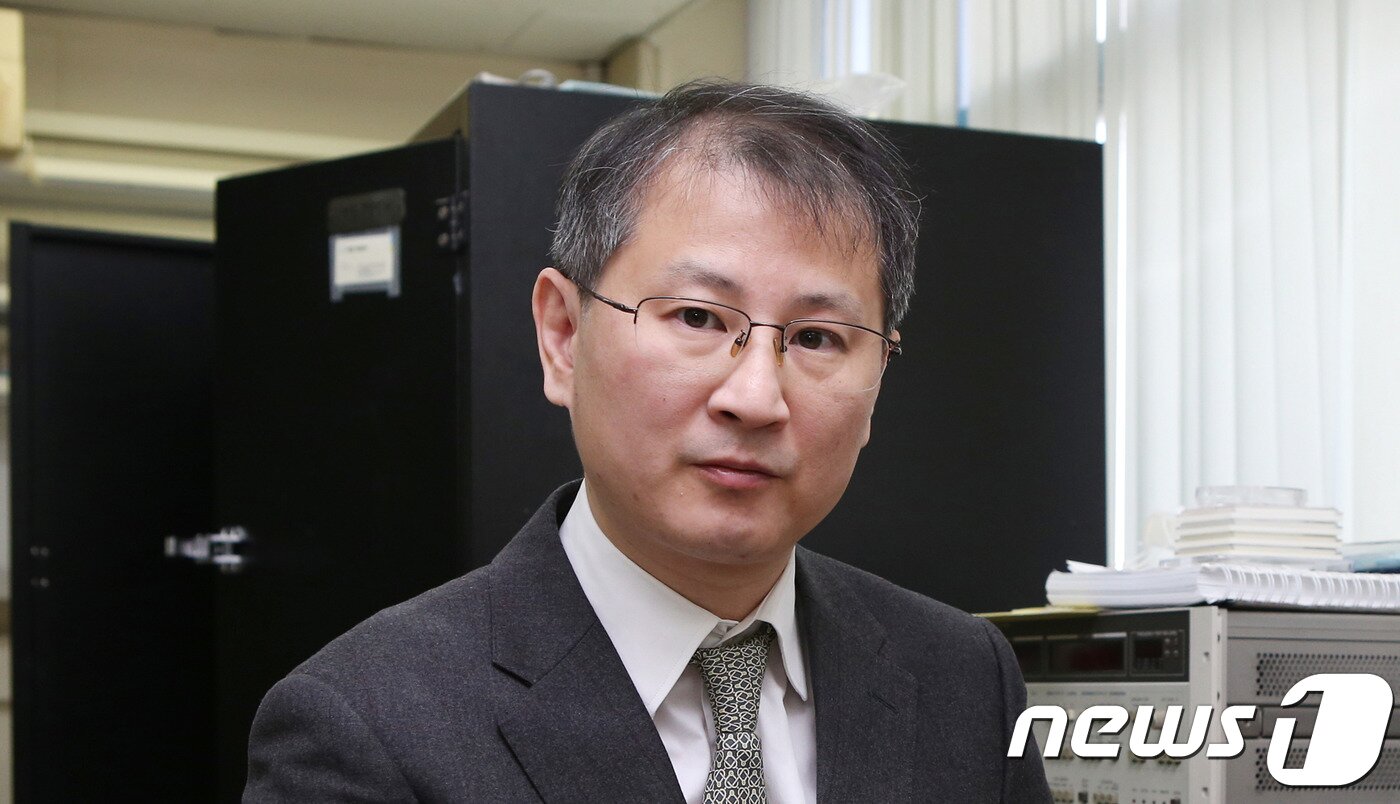 본문 이미지 - 이건재 교수ⓒ News1