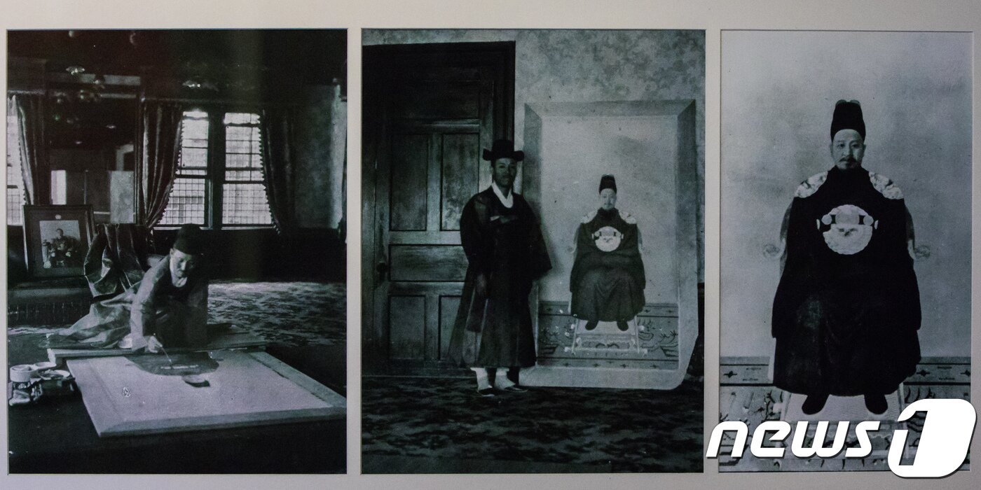 본문 이미지 - 순종 어진을 모사하는 황실화가 김은호의 사진이 서울 중구 세종대로 국립현대미술관 덕수궁관에 전시돼 있다.   2018.11.14/뉴스1 ⓒ News1 박정환 문화전문기자