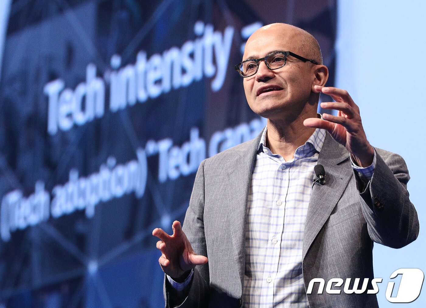 본문 이미지 - 사티아 나델라 마이크로소프트 최고경영자.2018.11.7/뉴스1 ⓒ News1 신웅수 기자