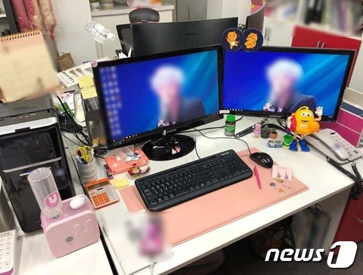 본문 이미지 - 인스타그램에 게재된 &#39;데스크테리어&#39;사례 ⓒ News1