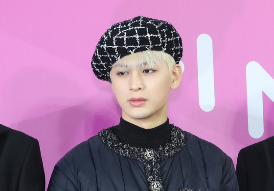 아이콘 송윤형, 육군 현역 만기 제대…팀 내 네번째 군필자 [N디데이]