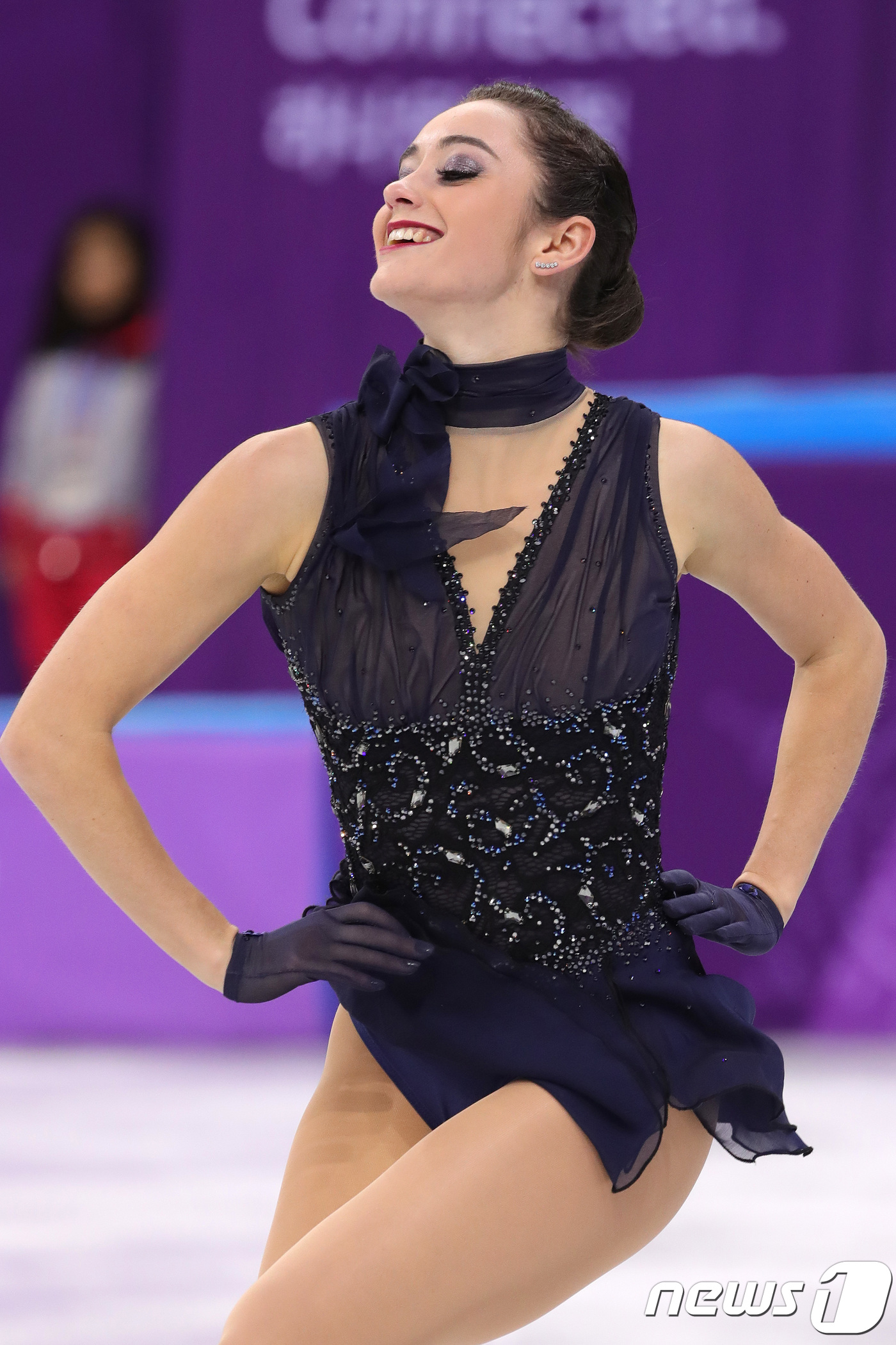 (강릉=뉴스1) 임세영 기자 = 케이틀린 오스먼드(캐나다)가 11일 오후 강원도 강릉 아이스아레나에서 열린 2018 평창동계올림픽 피겨 스케이팅 팀이벤트 여자 싱글에서 연기를 펼치 …