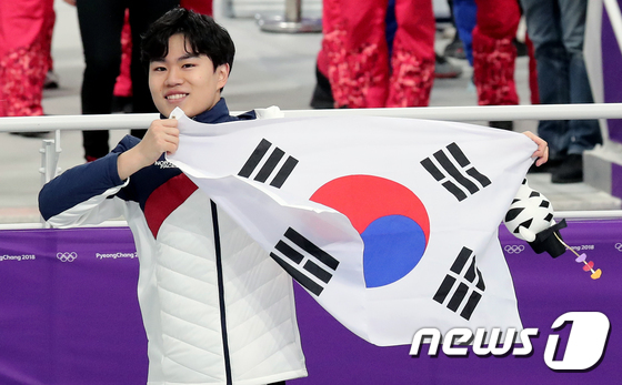 스피드스케이팅 1500m 김민석 \'첫 올림픽서 동메달\'