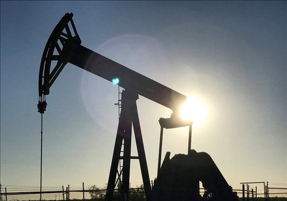 트럼프 동맹 압박 주효, 국제유가 일제↓ WTI 5% 급락(상보)