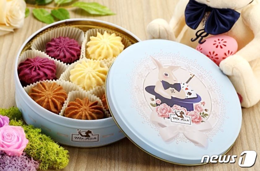 본문 이미지 - 여심을 저격하는 맛과 케이스로 인기를 끄는 미스터 리치ⓒ News1