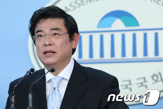 홍지만 자유한국당 대변인. 뉴스1 © News1 박정호 기자