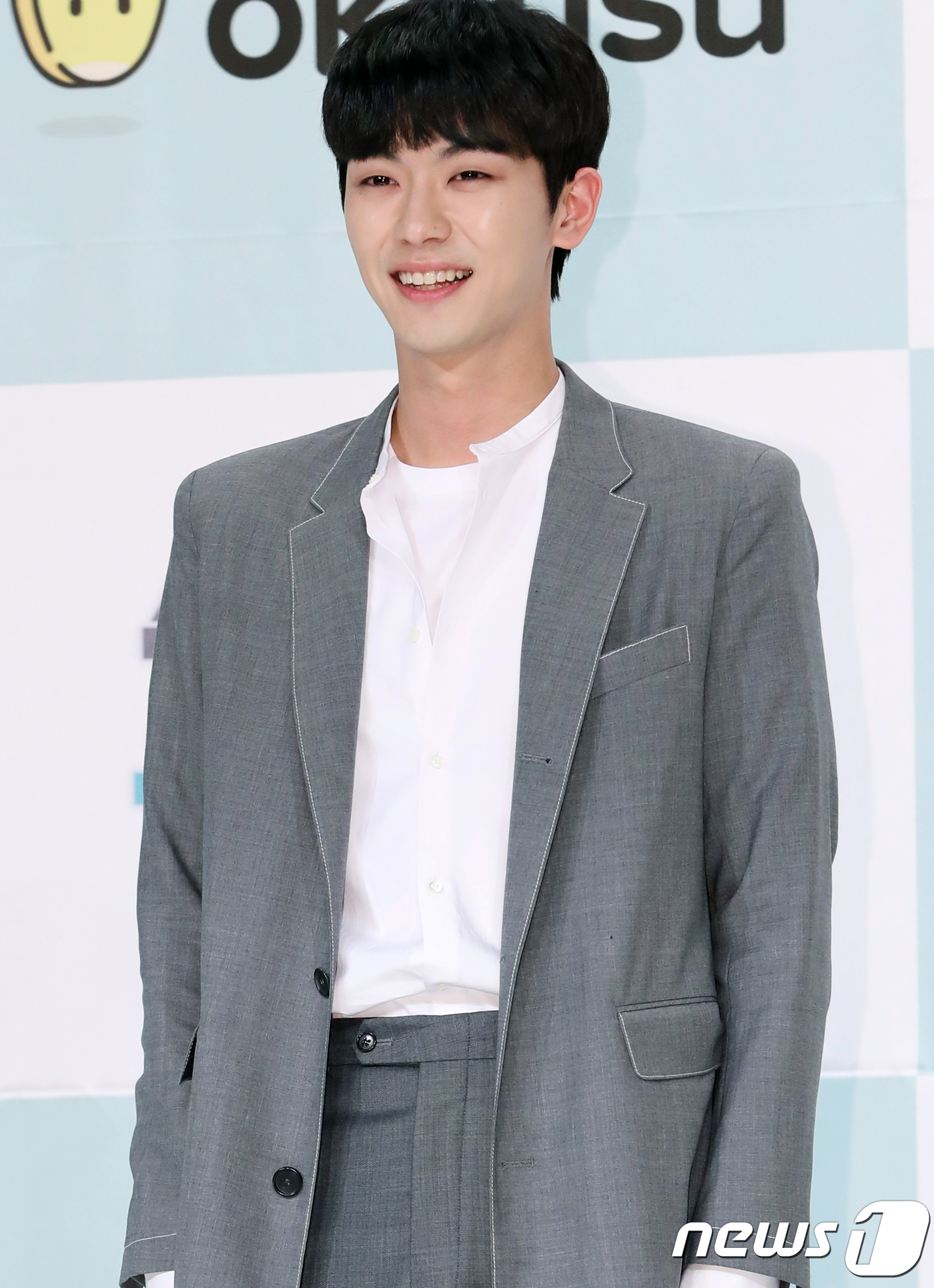 (서울=뉴스1) 강고은 에디터 = 배우 안우연이 12일 오후 서울 영등포 타임스퀘어 아모리스홀에서 진행된 웹드라마 '숫자녀 계숙자' 제작발표회에 참석해 포즈를 취하고 있다. 201 …