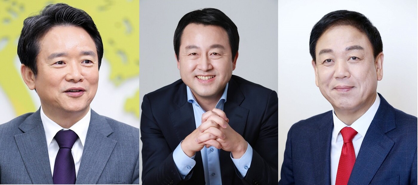 본문 이미지 - 경기도지사 수성에 나서는 자유한국당의 움직임이 분주해지고 있다. 사진 왼쪽부터 남경필 지사, 김용남 전 국회의원, 박종희 전 국회의원./ⓒ News1