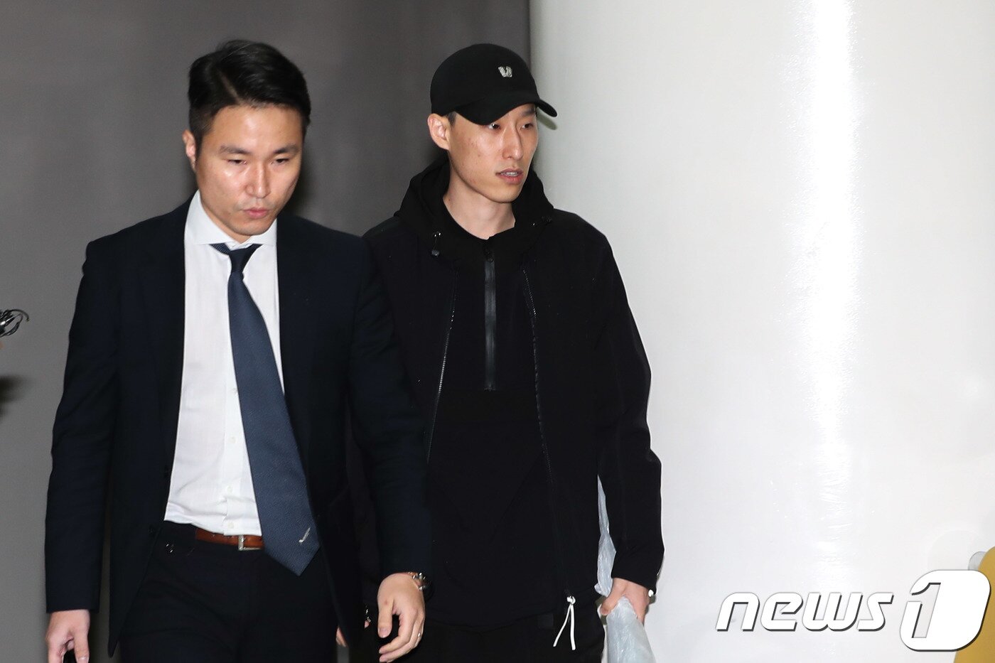 본문 이미지 - 래퍼 블랙넛(오른쪽) 2018.3.15/뉴스1 ⓒ News1 성동훈 기자