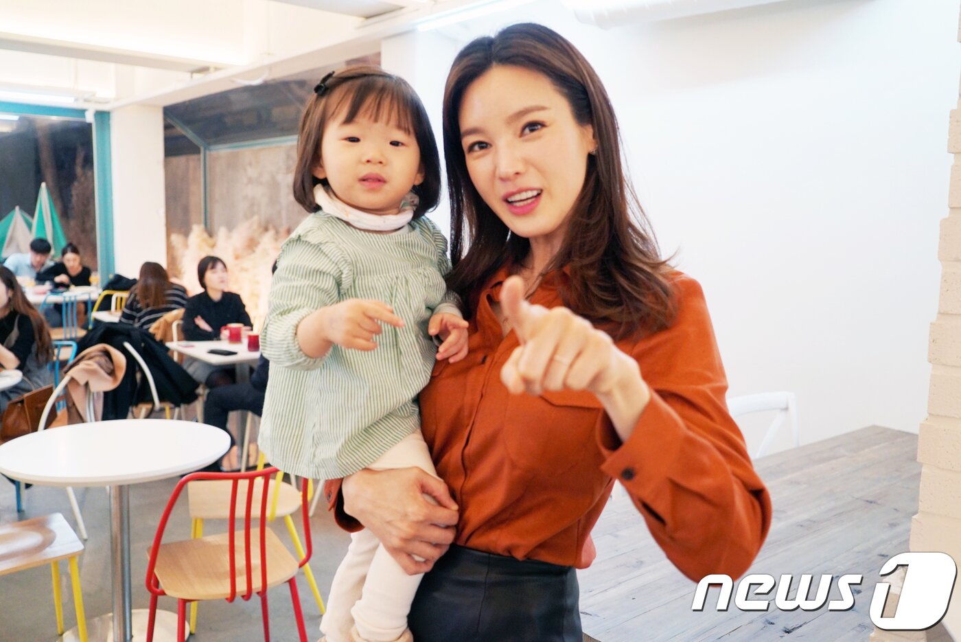 본문 이미지 - 2018.3.19. 성수동 카페. 방송인 정가은 딥풀이 인터뷰. ⓒ News1 정윤경 기자