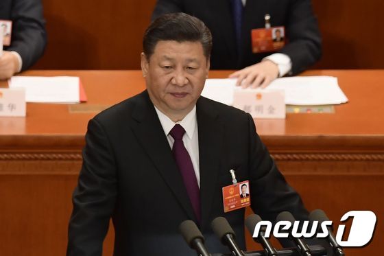 20일(현지시간) 중국 베이징 인민대회당에서 시진핑 중국 국가주석이 연설하고 있다. © AFP=뉴스1