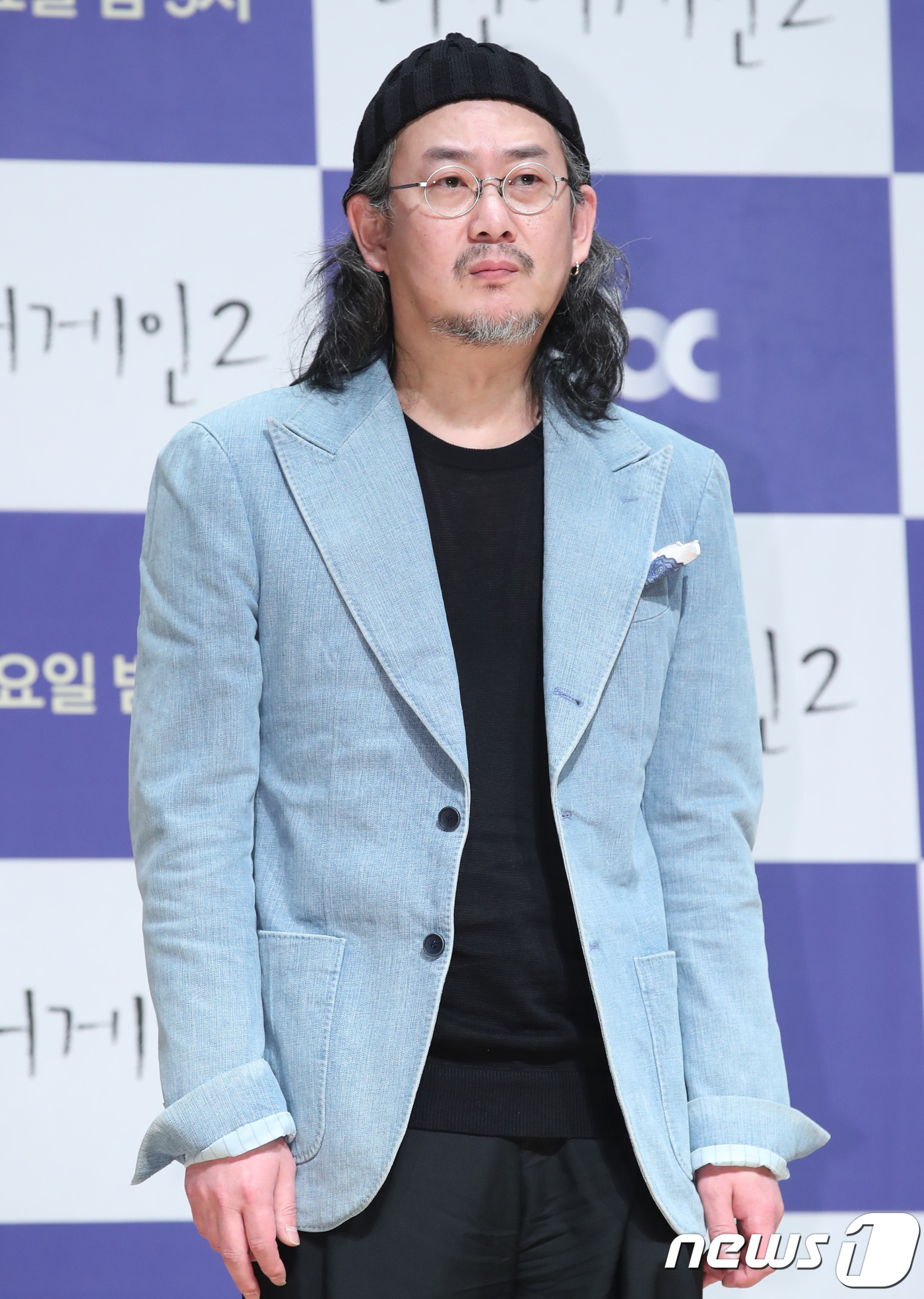 (서울=뉴스1) 권현진 기자 = 자우림 이선규가 30일 오후 서울 마포구 JTBC에서 열린 JTBC 예능 '비긴어게인2‘(연출 송광종)  제작발표회에 참석해 포즈를 취하고 있다.' …