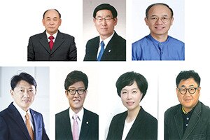 본문 이미지 - 맨위 왼쪽부터 김동림 전 후평중학교 교장, 김홍영 춘천시민연대고문, 변보용 전 신한은행 민주노조위원장, 엄재철 전 강원도지사 복지특보, 원태경 전 강원도의원, 윤지영 강원도당 대변인, 정의성 춘천지역 직능위원장. ⓒ News1 김경석 기자