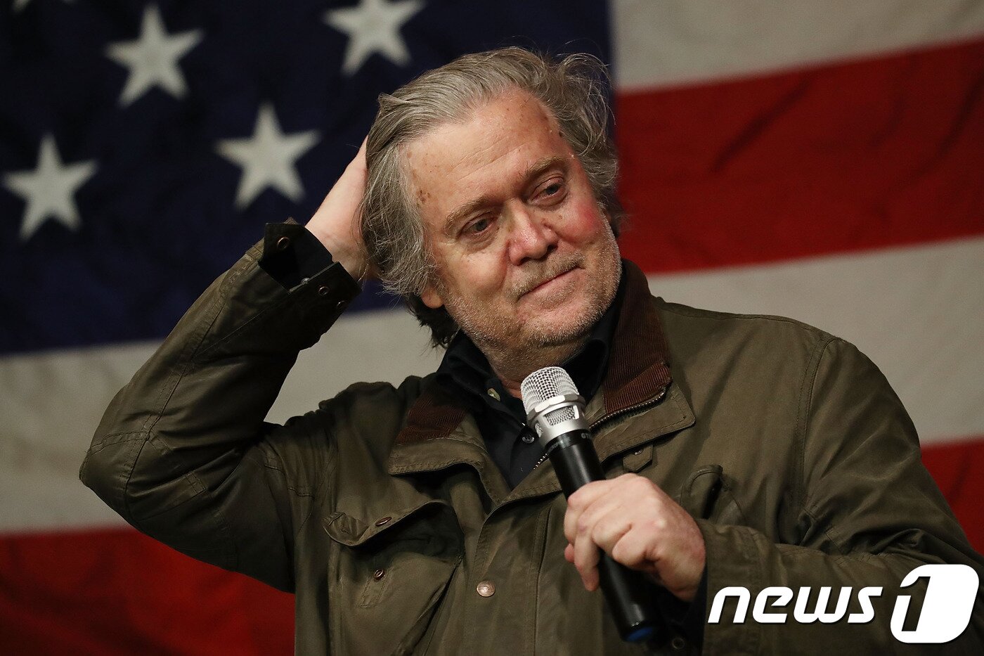 본문 이미지 - 스티브 배넌 전 백악관 수석전략가. <자료사진> ⓒ AFP=뉴스1