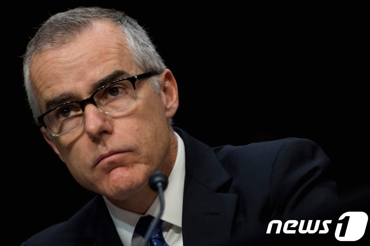 본문 이미지 - 앤드루 매케이브 전 미연방수사국 부국장. <자료사진> ⓒ AFP=뉴스1