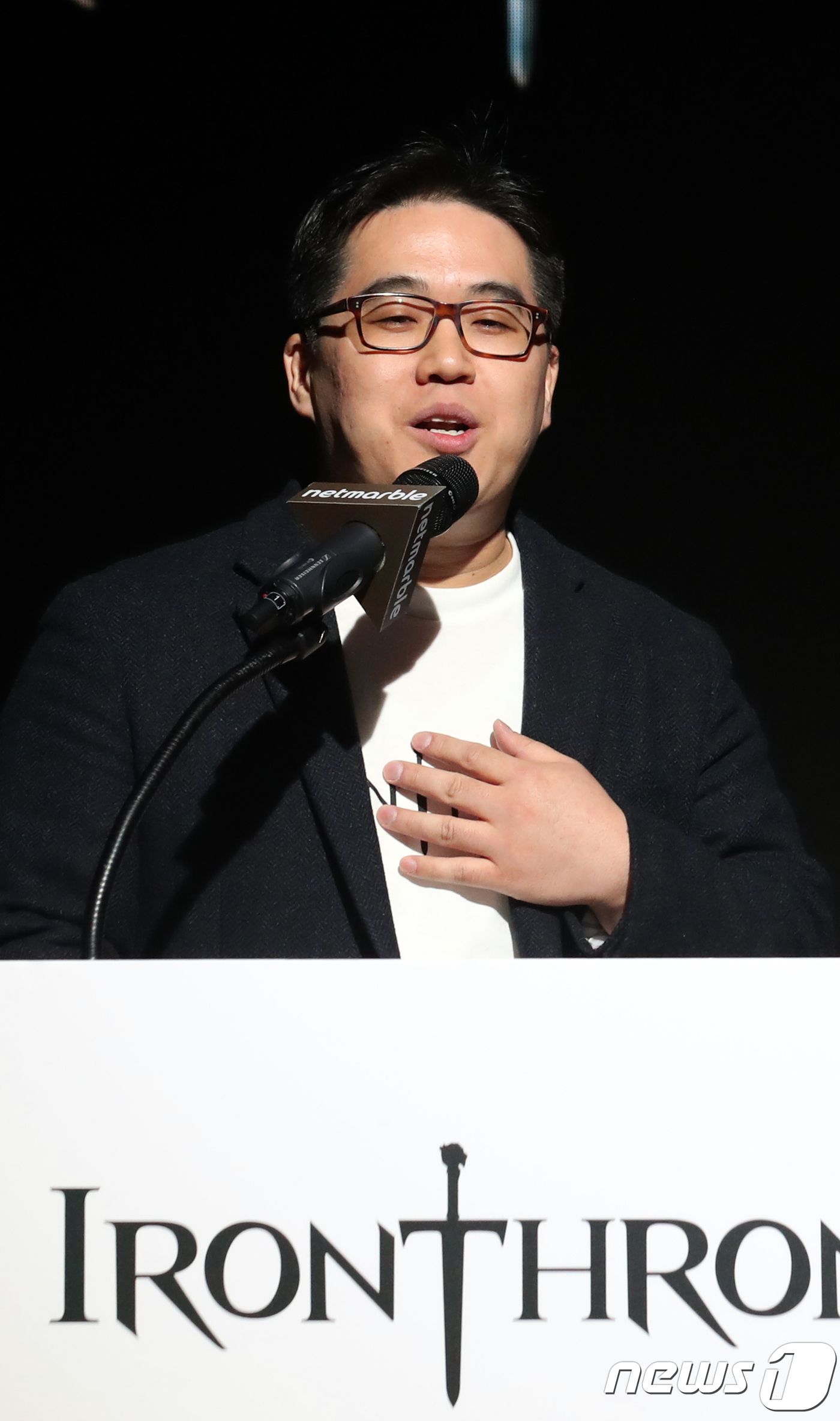 (서울=뉴스1) 황기선 기자 = 강재호 포플랫 대표가 19일 서울 구로구 쉐라톤 디큐브시티호텔에서 전략 MMO(Massively Multiplayer Online 대규모 다중접속) …