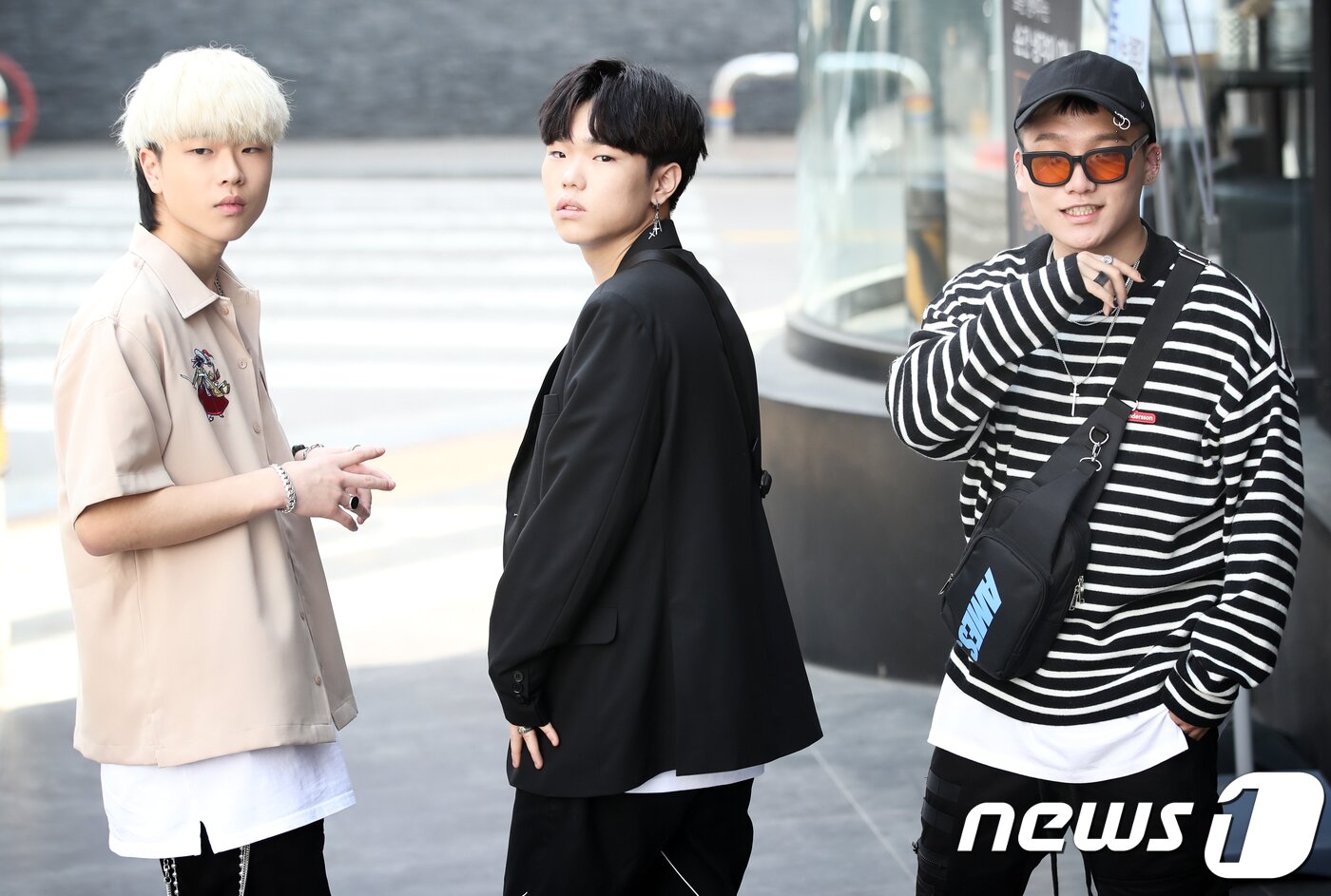 본문 이미지 - 2018.4.20.압구정로데오 치킨집. 엠넷 '고등래퍼2' 윤진영(왼쪽부터), 이승화, 오담률 딥풀이. ⓒ News1 권현진 기자