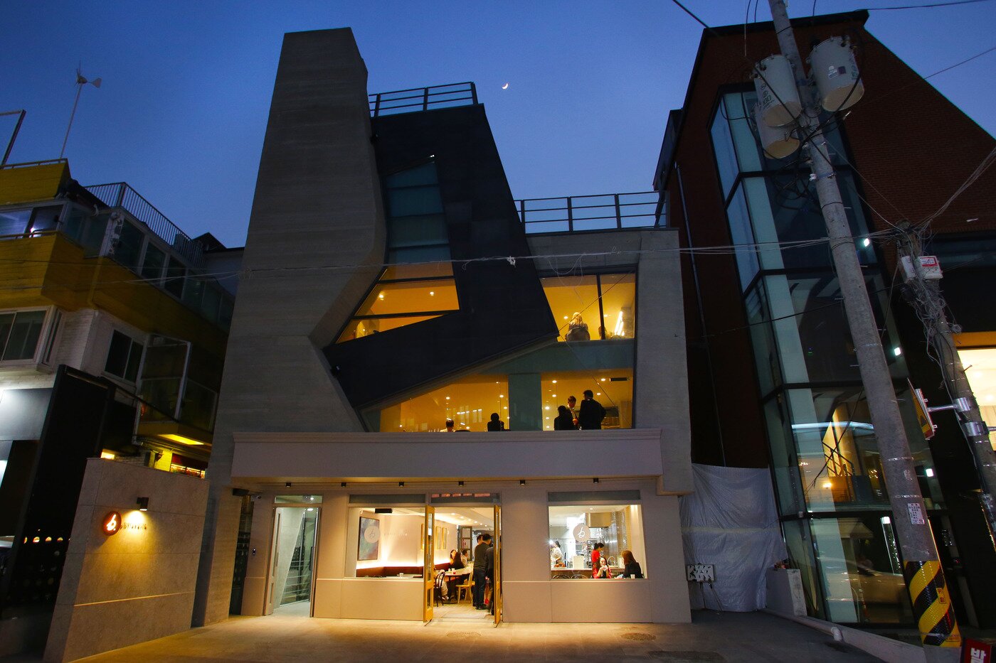 본문 이미지 - 비 파티세리 신사점 ⓒ News1